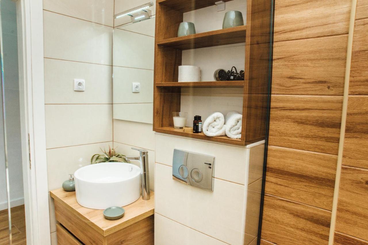 Magical View Apartment โกตอร์ ภายนอก รูปภาพ